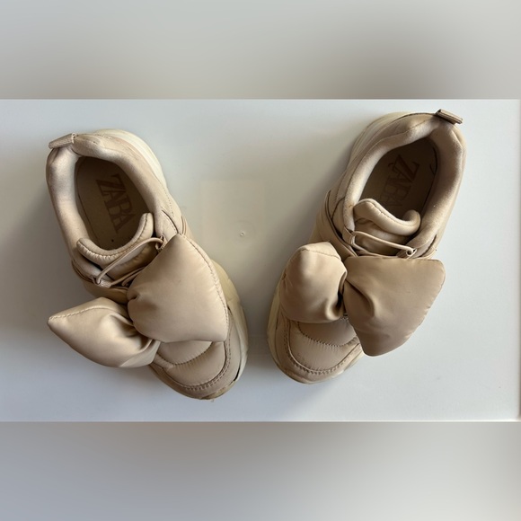 EUC Zara Bow Sneakers - Picture 5 of 5